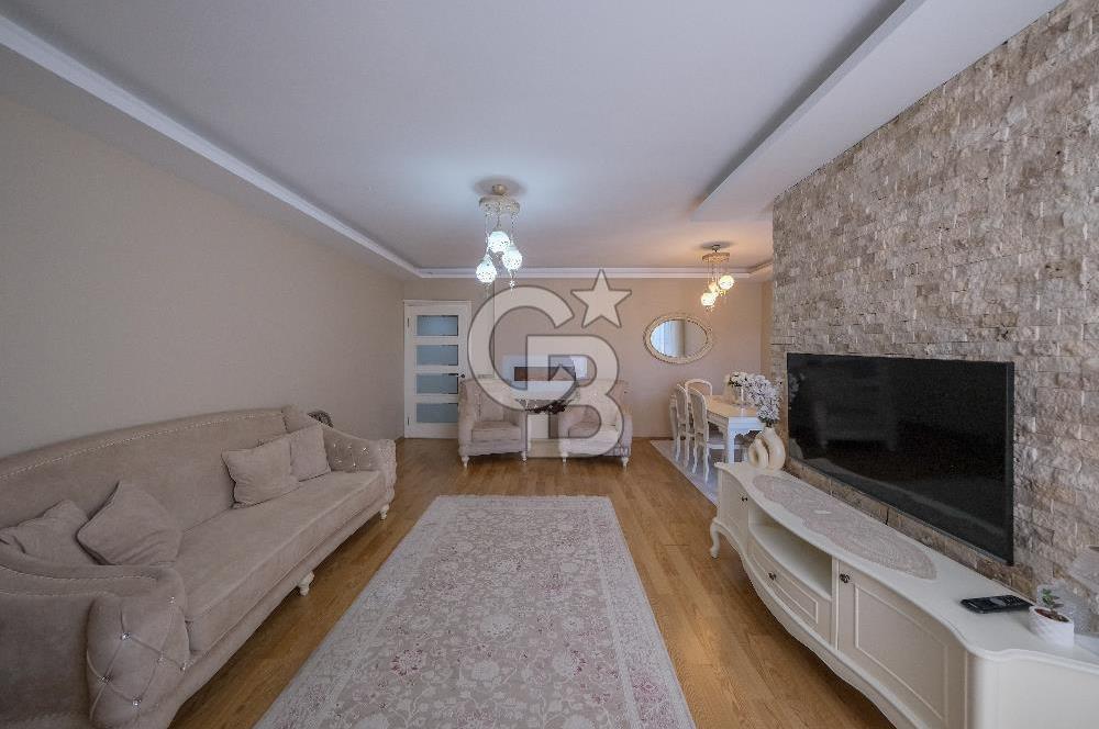 Sanacaktepe Sarıgazi Mahallesi Ovalbahçe Sitesi 2+1 Satılık Daire