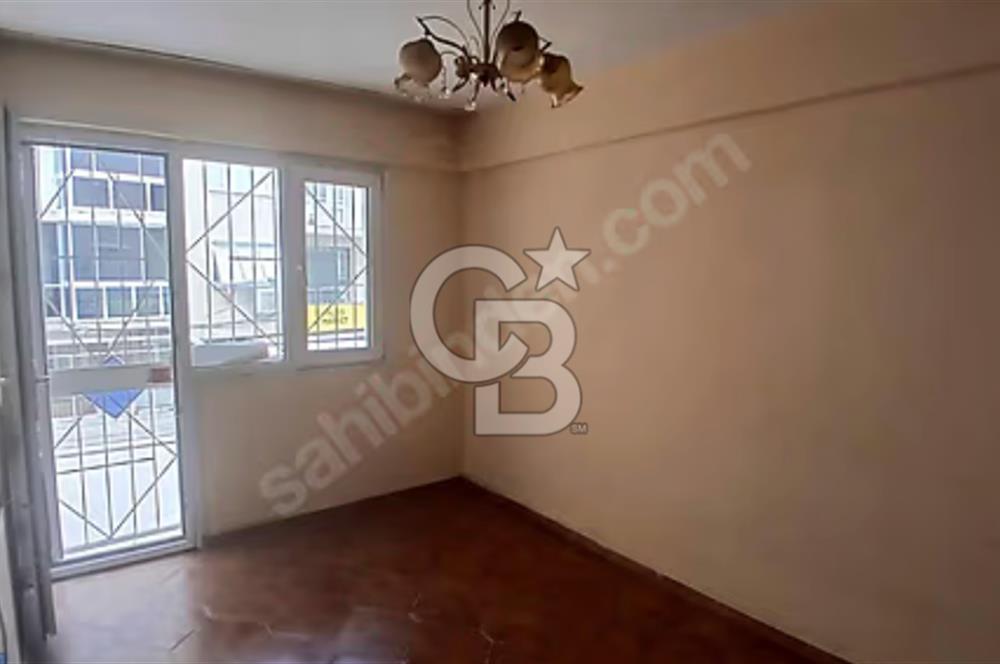 BORNOVA AŞIK VEYSEL KARŞISI 3+1 KİRACISIZ SATILIK DAİRE