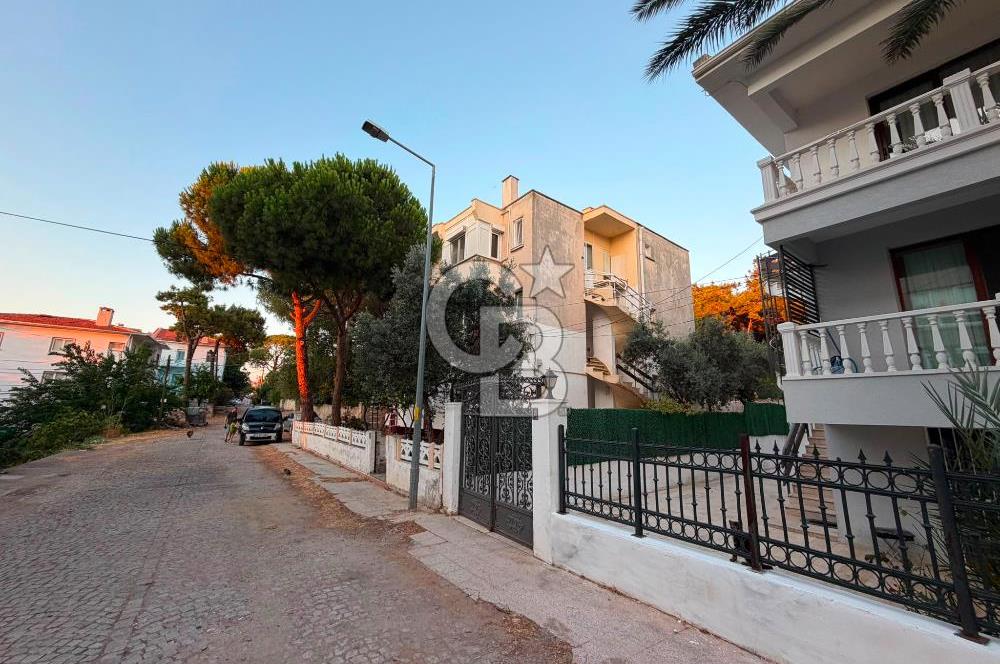 AYVALIK ÇAMLIKTA YATIRIMLIK KOMPLE BİNA & PROJELİK ARSA