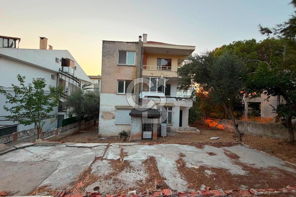 AYVALIK ÇAMLIKTA YATIRIMLIK KOMPLE BİNA & PROJELİK ARSA