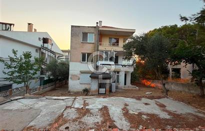 AYVALIK ÇAMLIKTA YATIRIMLIK KOMPLE BİNA & PROJELİK ARSA