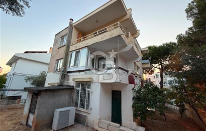 AYVALIK ÇAMLIKTA YATIRIMLIK KOMPLE BİNA & PROJELİK ARSA