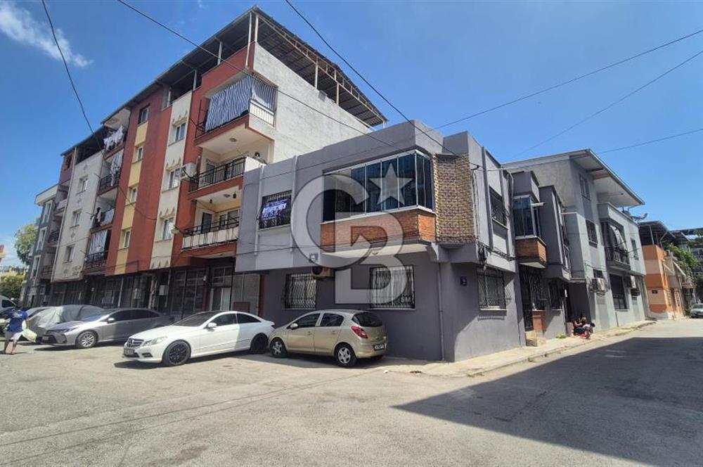 BUCA FIRAT MAHALLESİ'NDE DOGALGAZLI GENİŞ İSTER OTURUMLUK İSTER YATIRIMLIK 3+1 SATILIK DAİRE
