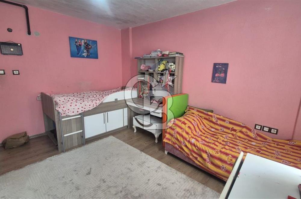 BUCA FIRAT MAHALLESİ'NDE DOGALGAZLI GENİŞ İSTER OTURUMLUK İSTER YATIRIMLIK 3+1 SATILIK DAİRE