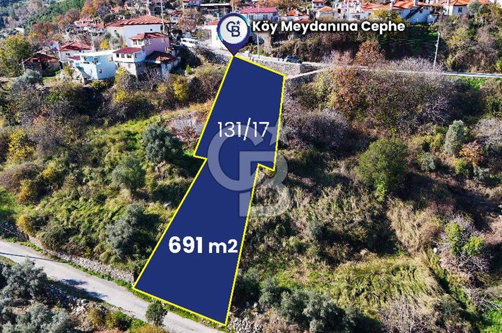 Muğla Menteşede Manzaralı 4 Odalı Köy Evi + 691 m² tarla