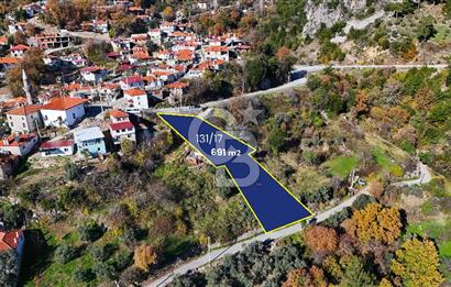 Muğla Menteşede Manzaralı 4 Odalı Köy Evi + 691 m² tarla