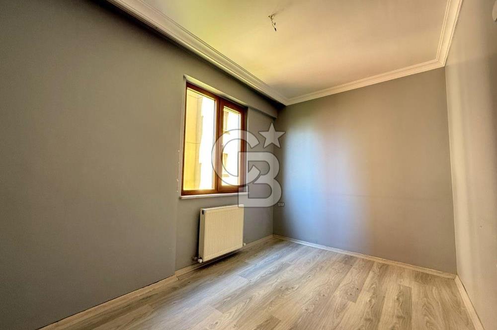 Sancaktepe Sarı Evler Sitesi 2+1 Arakat Daire-Kadir Akar