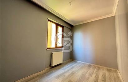 Sancaktepe Sarı Evler Sitesi 2+1 Arakat Daire-Kadir Akar