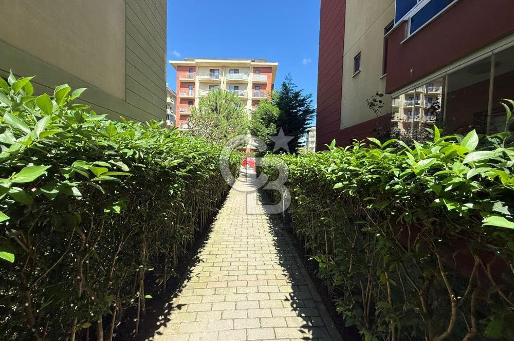 Sancaktepe Sarı Evler Sitesi 2+1 Arakat Daire-Kadir Akar