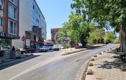 ATAŞEHİR İÇERENKÖY'DE SATILIK KOMPLE BİNA