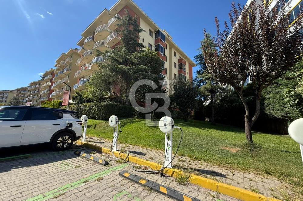 Sancaktepe Sarı Evler Sitesi 2+1 Arakat Daire-Kadir Akar