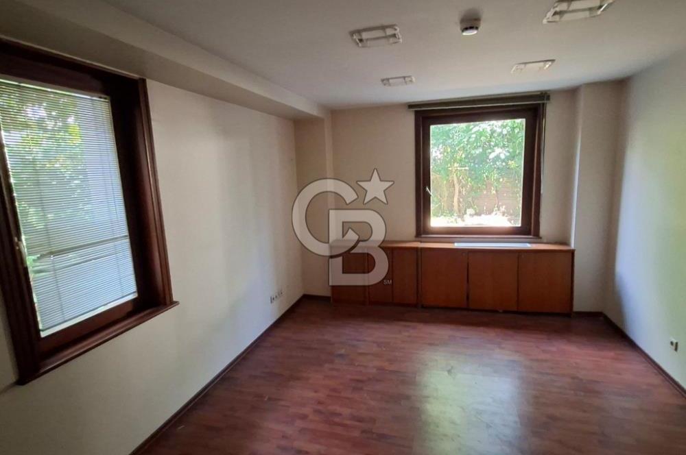 BEŞİKTAŞ BALMUMCU OTOPARKLI BAHÇELİ KURUMSAL KİRALIK MÜSTAKİL TİCARİ BİNA