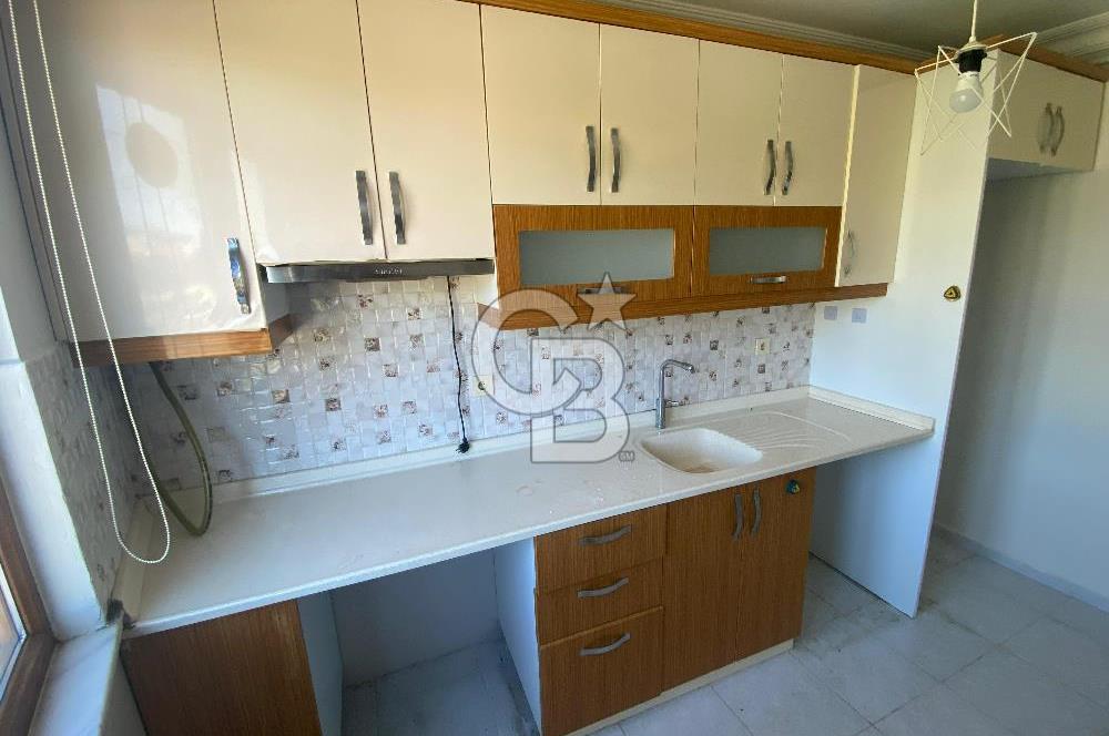 ÇEKMEKÖY ÇAMLIK MAHALLESİ'NDE 75 m² KİRALIK 2+1 DAİRE