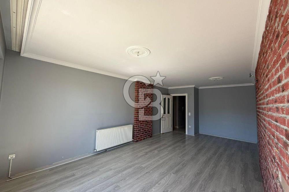 Sancaktepe Sarı Evler Sitesi 2+1 Arakat Daire-Kadir Akar