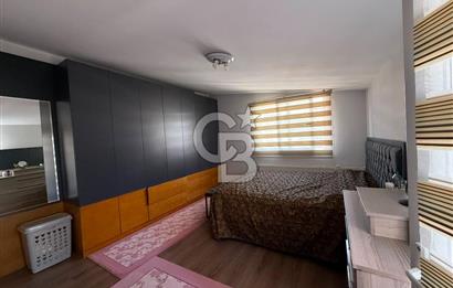 Kendine Ait Bahçesi Olan Teraslı Satılık Dubleks Daire