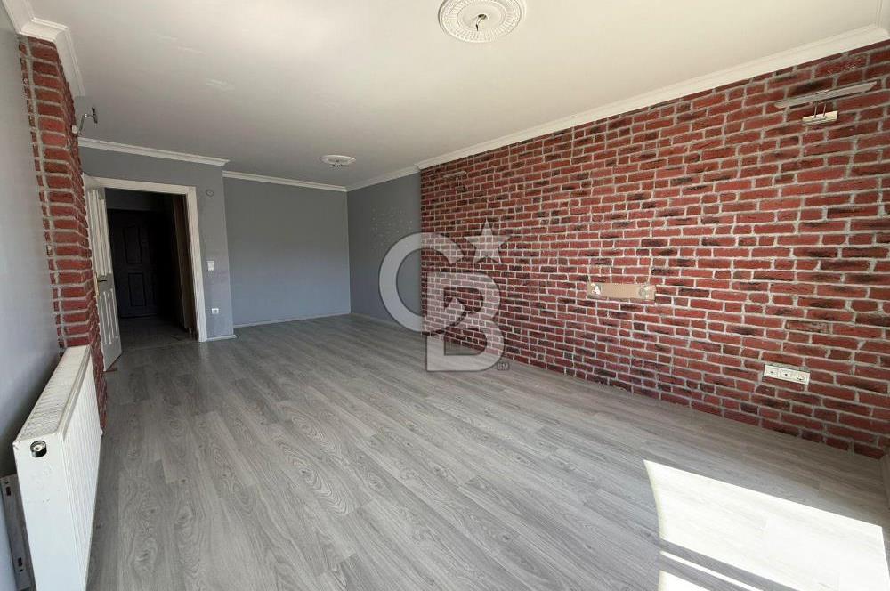 Sancaktepe Sarı Evler Sitesi 2+1 Arakat Daire-Kadir Akar