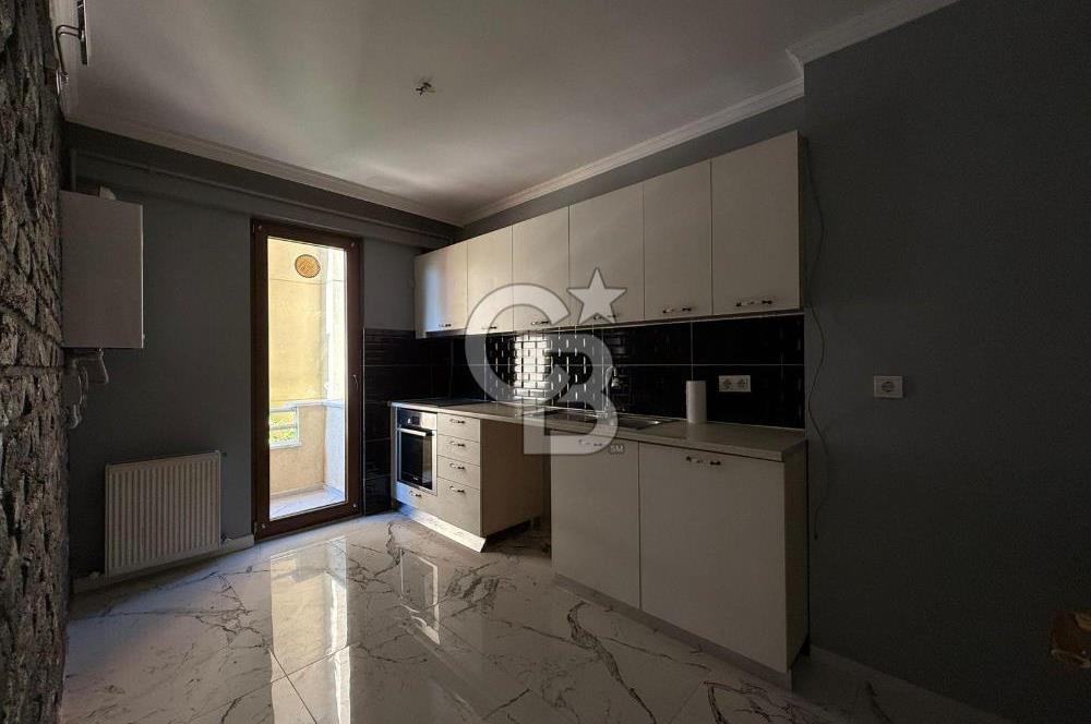 Sancaktepe Sarı Evler Sitesi 2+1 Arakat Daire-Kadir Akar