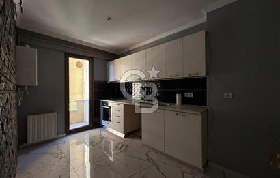 Sancaktepe Sarı Evler Sitesi 2+1 Arakat Daire-Kadir Akar