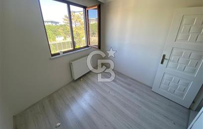 ÇEKMEKÖY ÇAMLIK MAHALLESİ'NDE 75 m² KİRALIK 2+1 DAİRE