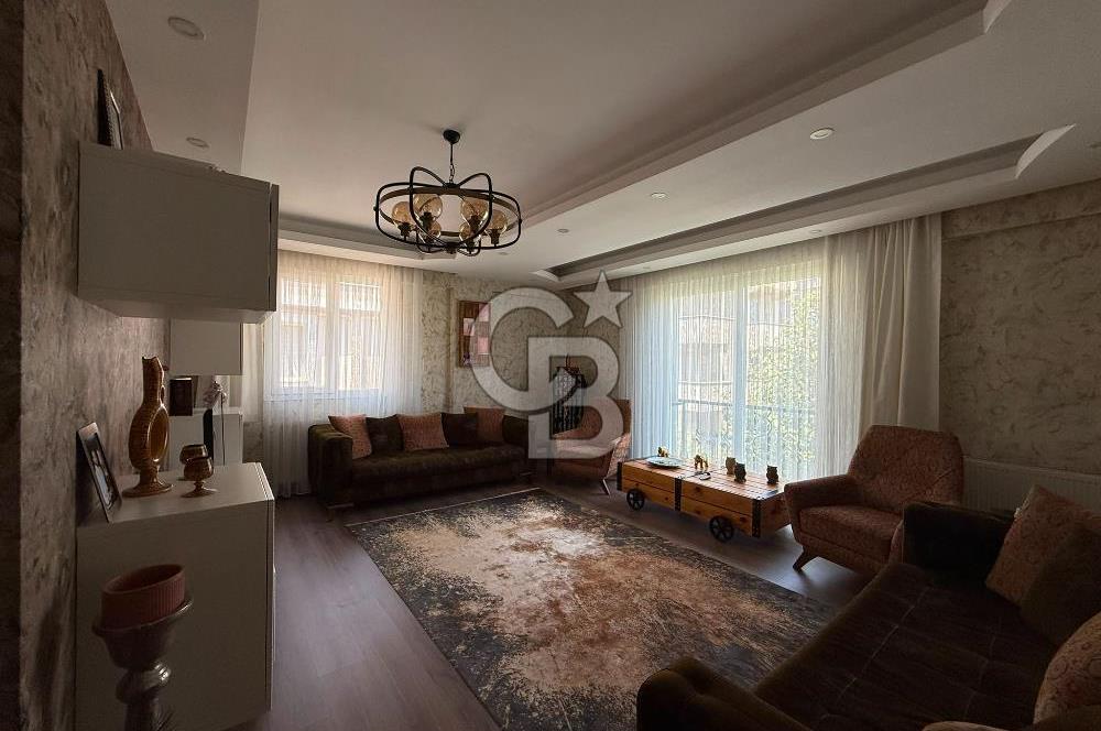 Kendine Ait Bahçesi Olan Teraslı Satılık Dubleks Daire