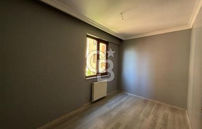 Sancaktepe Sarı Evler Sitesi 2+1 Arakat Daire-Kadir Akar