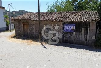 RESTORASYONA UYGUN 586M2 BAHÇELİ 1953 YAPIMI KLASİK TAŞ EV. - 1 - 362866