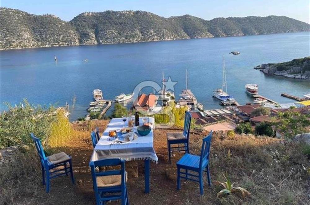 Antalya Demre'de Akdeniz RİVİERASI'NIN İncisi 928 M2