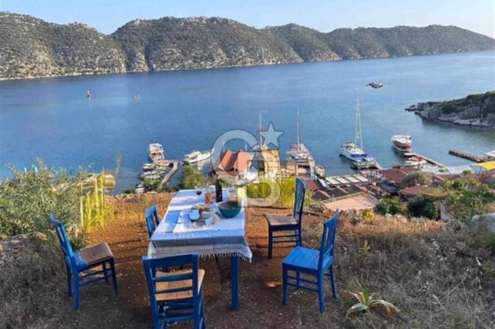 Antalya Demre'de Akdeniz RİVİERASI'NIN İncisi 928 M2