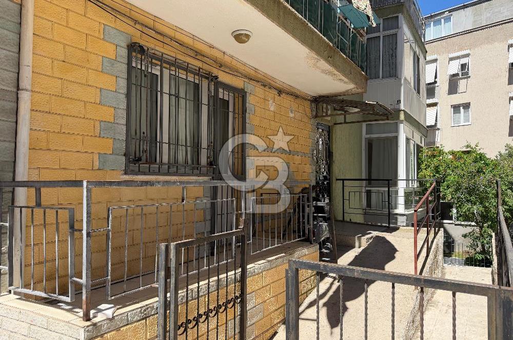 BALÇOVA'DA MASRAFSIZ BAHÇE KULLANIMLI 2+1 SATILIK DAİRE