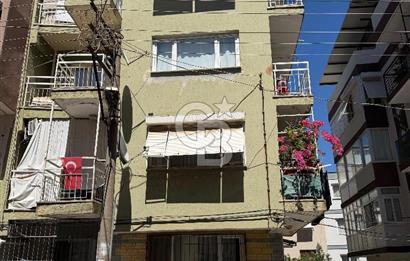 BALÇOVA'DA MASRAFSIZ BAHÇE KULLANIMLI 2+1 SATILIK DAİRE