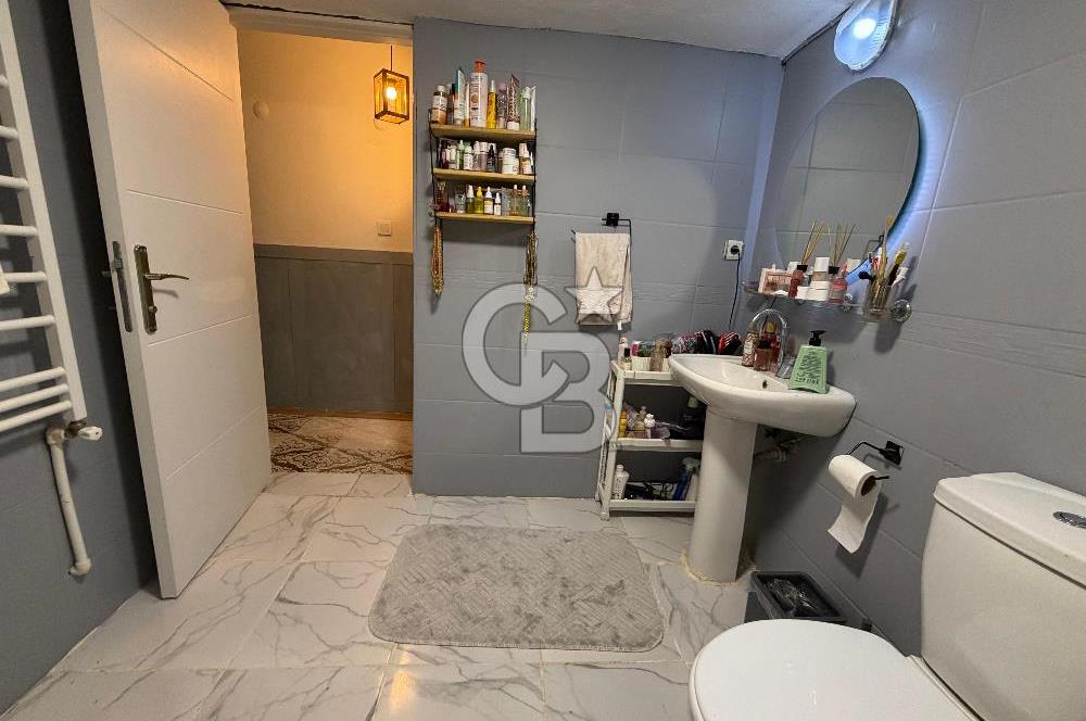 BALÇOVA'DA MASRAFSIZ BAHÇE KULLANIMLI 2+1 SATILIK DAİRE