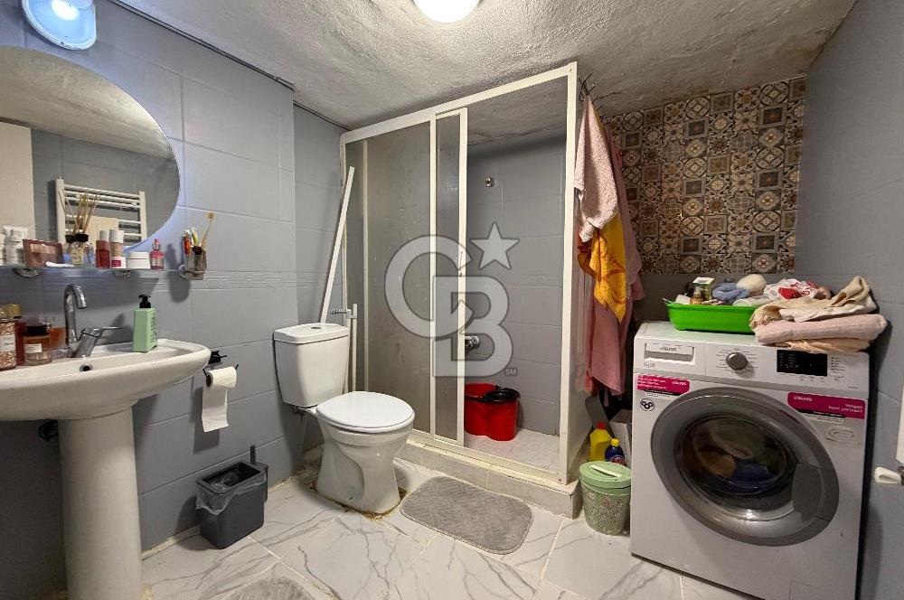 BALÇOVA'DA MASRAFSIZ BAHÇE KULLANIMLI 2+1 SATILIK DAİRE