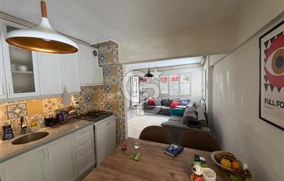 BALÇOVA'DA MASRAFSIZ BAHÇE KULLANIMLI 2+1 SATILIK DAİRE