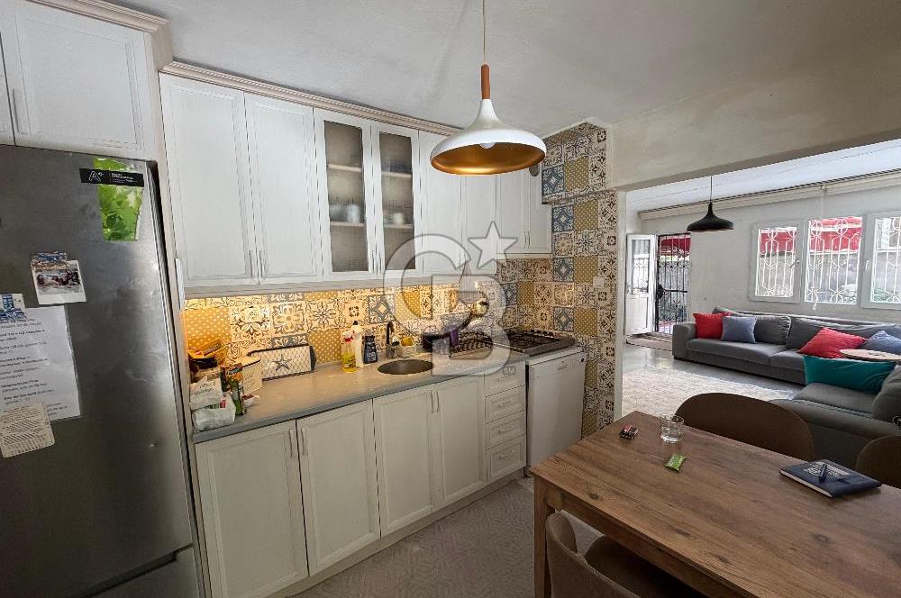 BALÇOVA'DA MASRAFSIZ BAHÇE KULLANIMLI 2+1 SATILIK DAİRE
