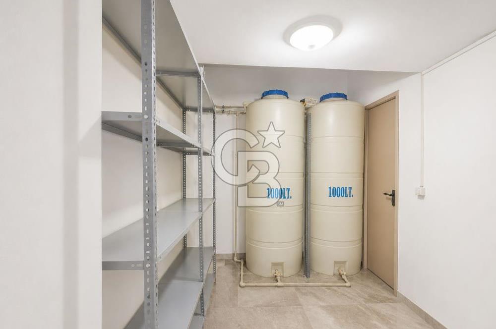 ATAŞEHİR İÇERENKÖY'DE SATILIK KOMPLE BİNA