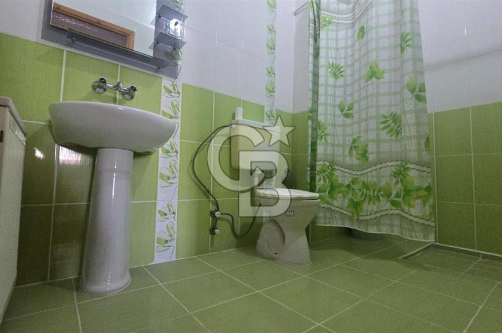 AKÇAY ALTINKUM'DA DEMİRBAYRAK SİTESİNDE 5+1 SATILIK GENİŞ DAİRE