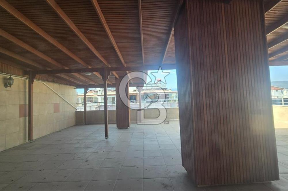 AKÇAY ALTINKUM'DA DEMİRBAYRAK SİTESİNDE 5+1 SATILIK GENİŞ DAİRE