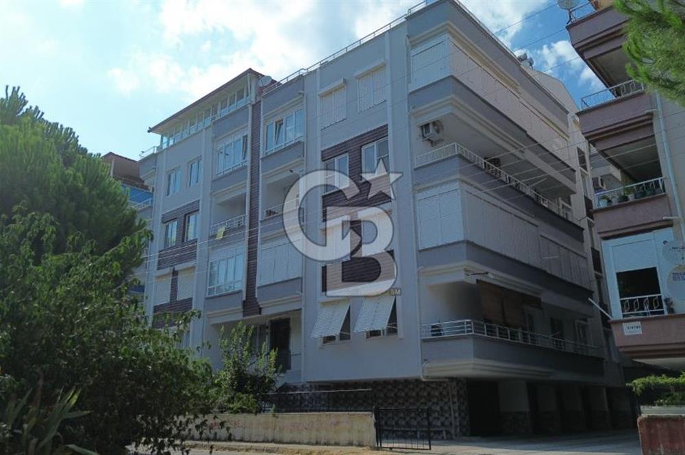 AKÇAY ALTINKUM'DA DEMİRBAYRAK SİTESİNDE 5+1 SATILIK GENİŞ DAİRE