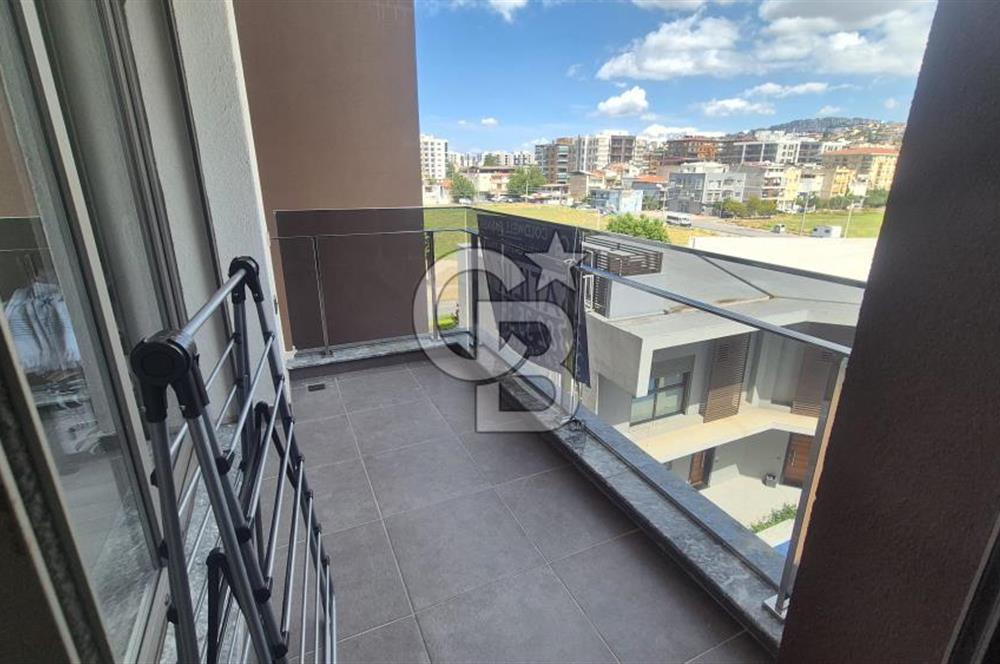 GAYDA ATAŞEHİR'DE KREDİYE UYGUN SATILIK 2+1 DAİRE