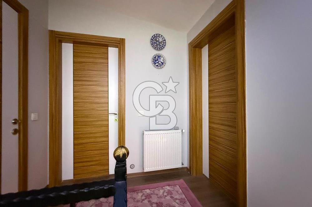 Kendine Ait Bahçesi Olan Teraslı Satılık Dubleks Daire