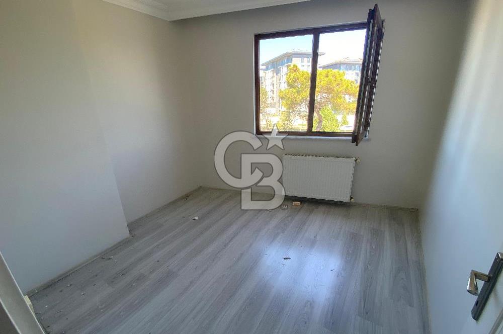ÇEKMEKÖY ÇAMLIK MAHALLESİ'NDE 75 m² KİRALIK 2+1 DAİRE