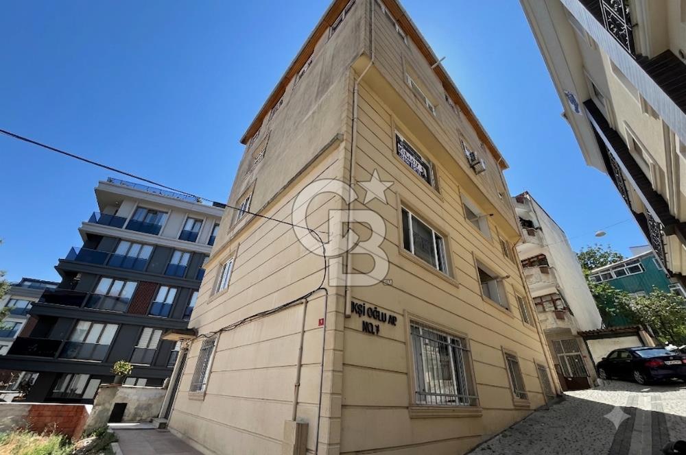 Üsküdar Merkez'de İçi Sıfır Masrafsız Balkonlu Ara Kat 3+1 Daire