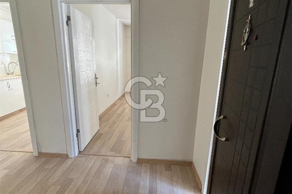 Üsküdar Merkez'de İçi Sıfır Masrafsız Balkonlu Ara Kat 3+1 Daire