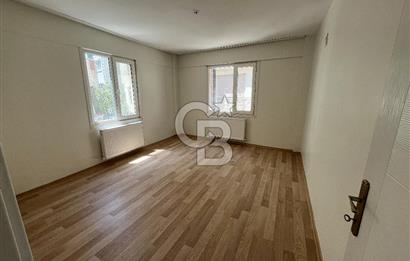 Üsküdar Merkez'de İçi Sıfır Masrafsız Balkonlu Ara Kat 3+1 Daire