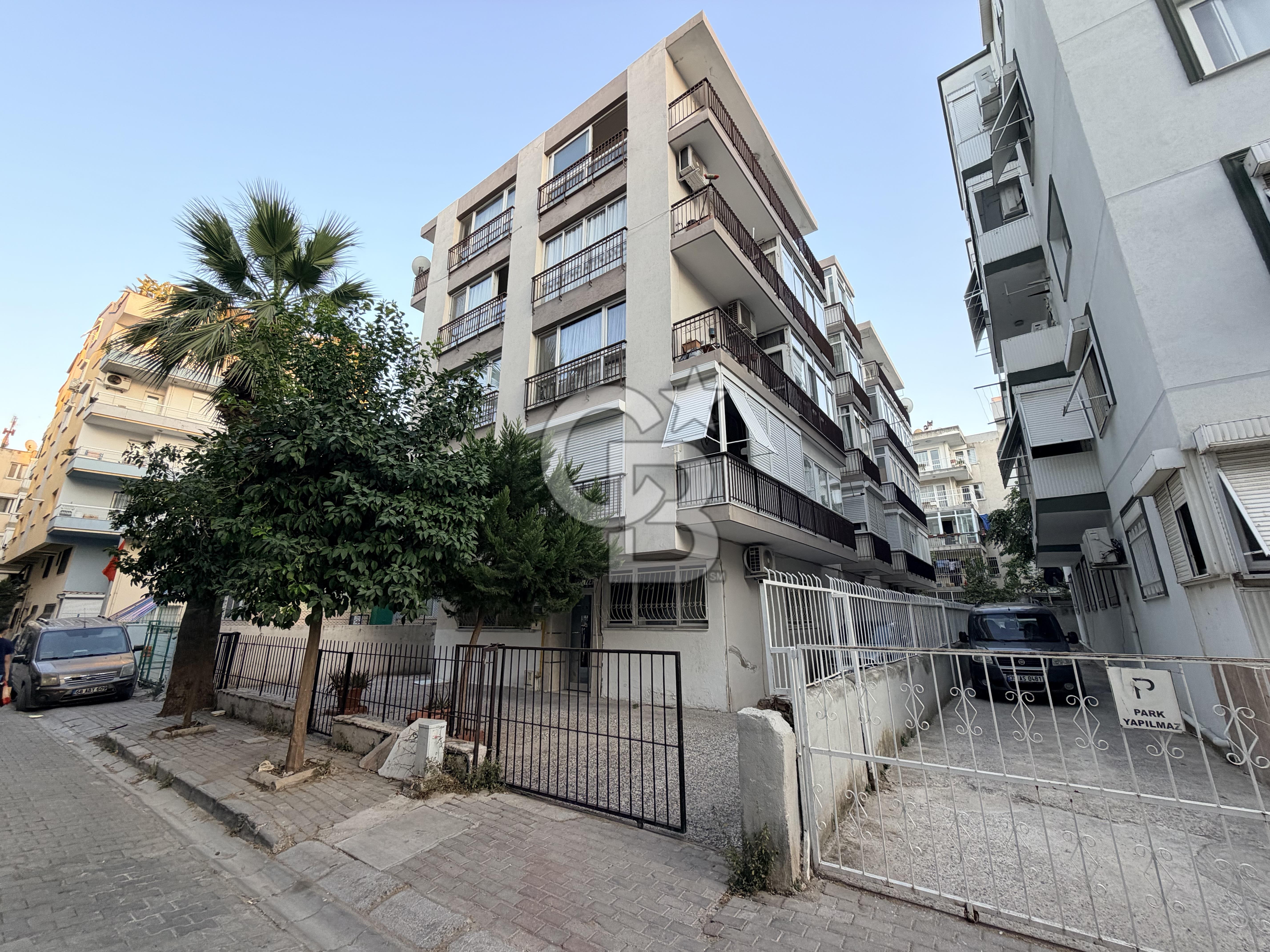 KARŞIYAKA ALAYBEYDE 3+1 KİRALIK DAİRE