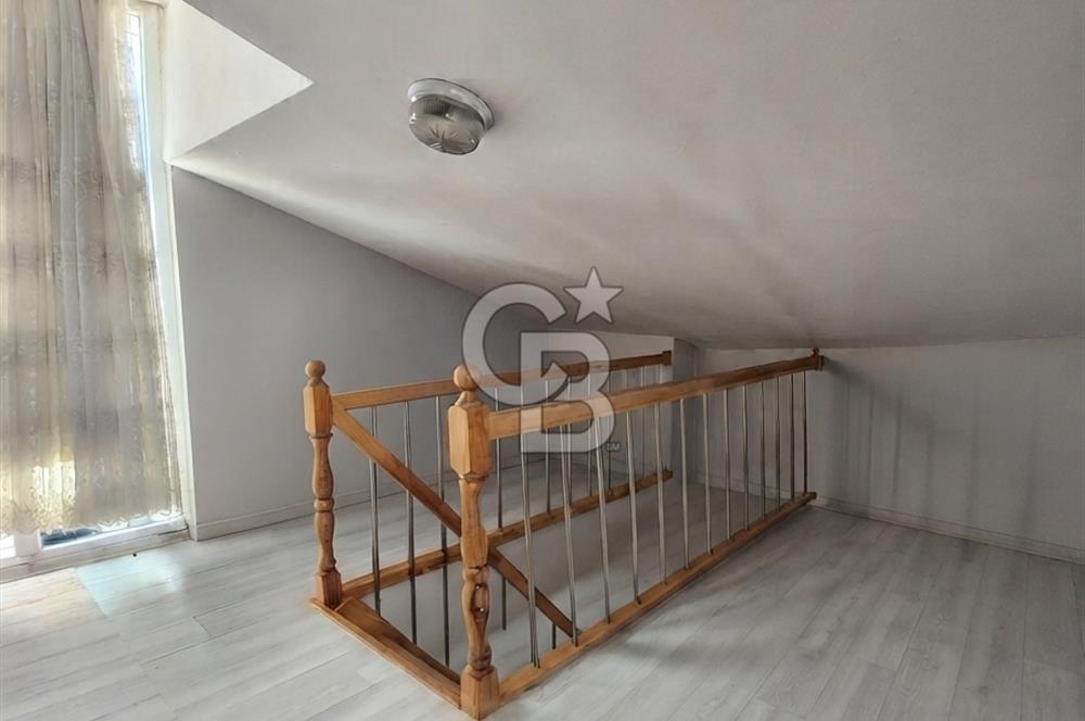 Kağıthane Akçay Sokak'ta Satılık Teraslı Dubleks Daire