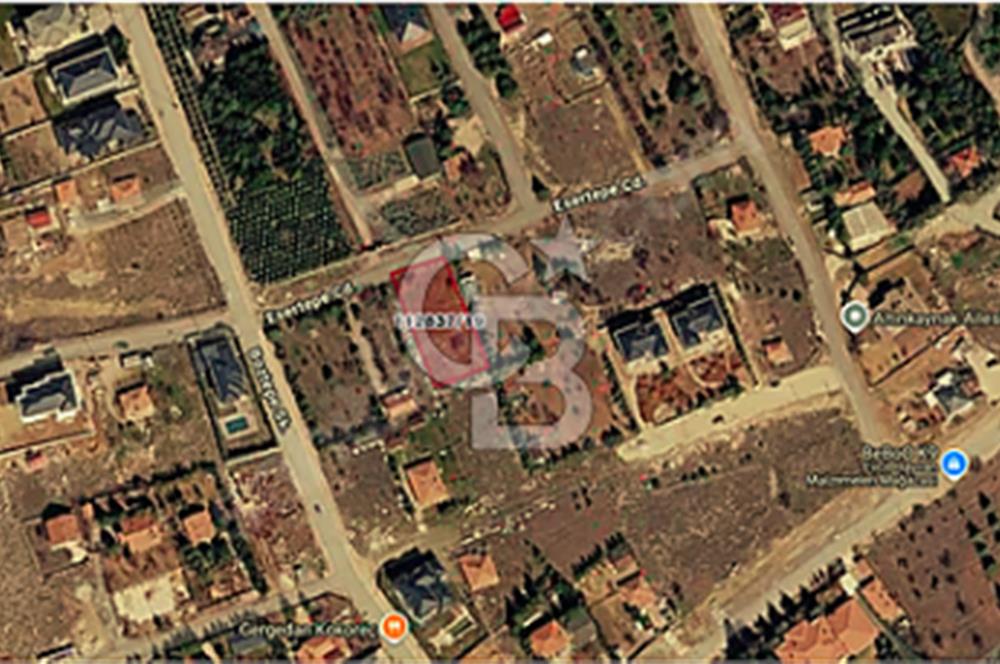 İNCEK-REYHAN CAD.-PRESTİJLİ KONUMDA-VİLLA ARSASI-101 M2 HİSSE