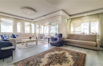 Kuşadası Ege Mahallesi'nde Satılık 3+1 Deniz Manzaralı Daire