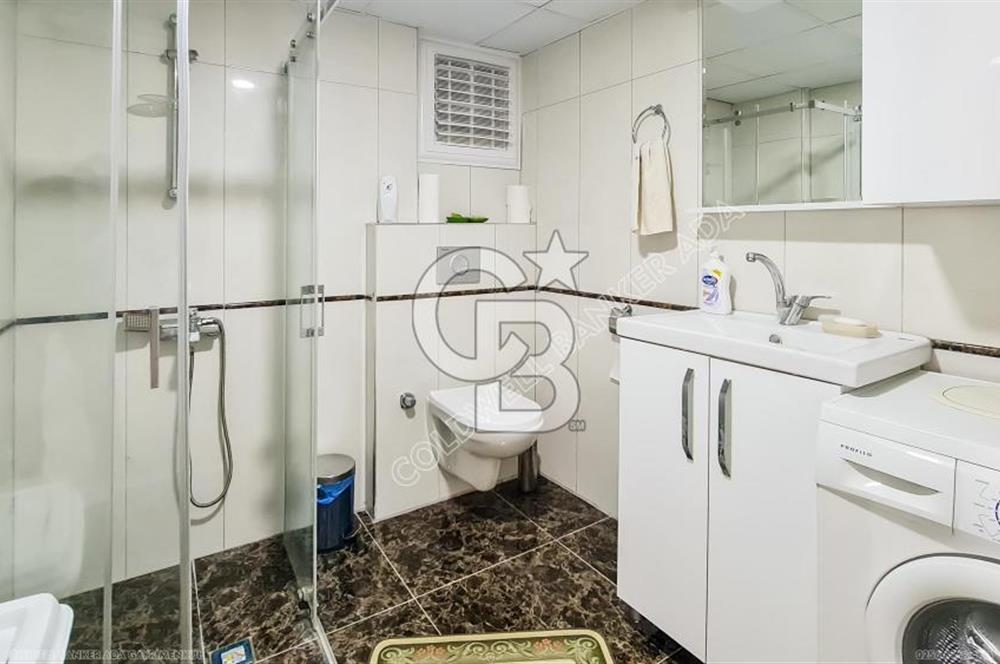 Kuşadası Ege Mahallesi'nde Satılık 3+1 Deniz Manzaralı Daire