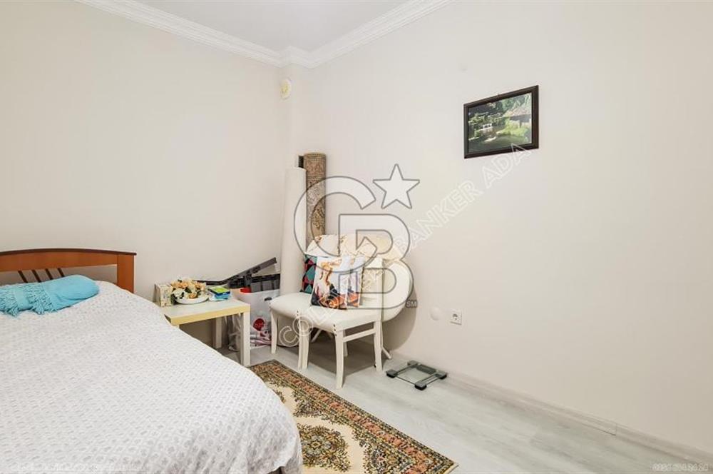 Kuşadası Ege Mahallesi'nde Satılık 3+1 Deniz Manzaralı Daire
